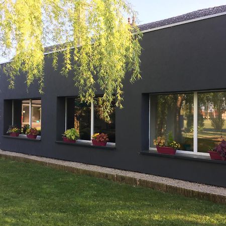 Agathe Et Titi Bed & Breakfast Marigny-les-Reullee Bagian luar foto