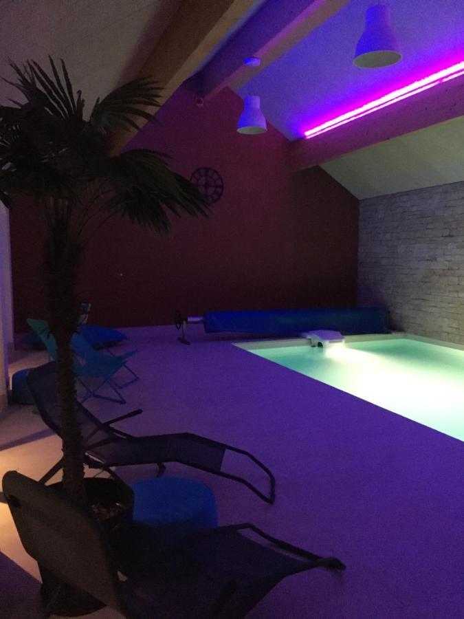 Agathe Et Titi Bed & Breakfast Marigny-les-Reullee Bagian luar foto